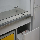 Система слива отходов с датчиком переполнения SSOD01 «ЛаМО»: Комплектация с двумя сменными канистрами, шлангом, воронкой и электронной системой с датчиком переполнения