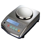 Лабораторные весы ViBRA CJ-620ER: класс пылевлагозащиты IP65, корпус из нержавеющей стали, точность 0.2 г, максимальная нагрузка 620 г